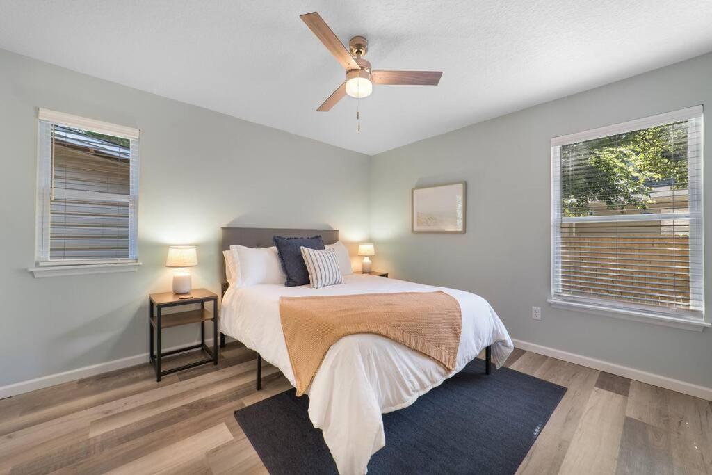 New Modern Bungalow Close To Downtown! Fully Fenced Yard St. Augustine Ngoại thất bức ảnh