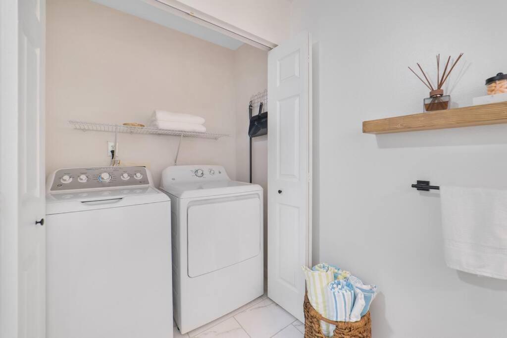 New Modern Bungalow Close To Downtown! Fully Fenced Yard St. Augustine Ngoại thất bức ảnh