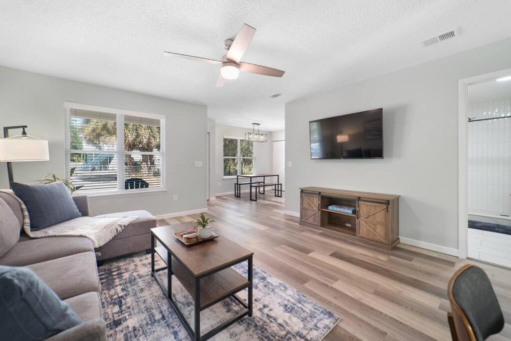New Modern Bungalow Close To Downtown! Fully Fenced Yard St. Augustine Ngoại thất bức ảnh