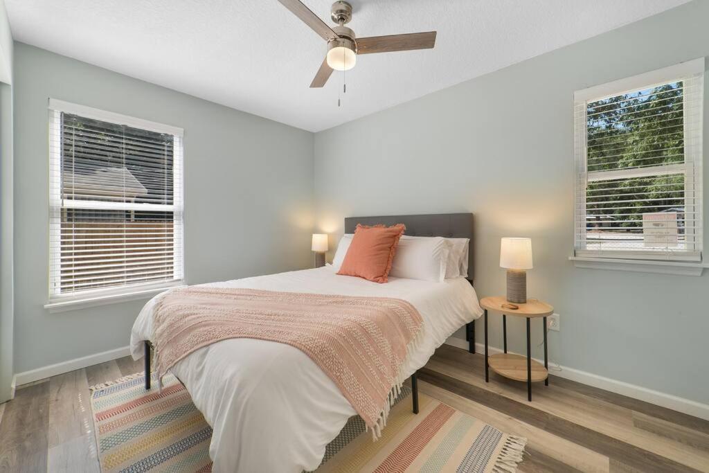 New Modern Bungalow Close To Downtown! Fully Fenced Yard St. Augustine Ngoại thất bức ảnh